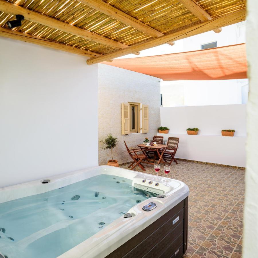 Heart Of Oia - Private House With Jacuzzi Apartment Luaran gambar