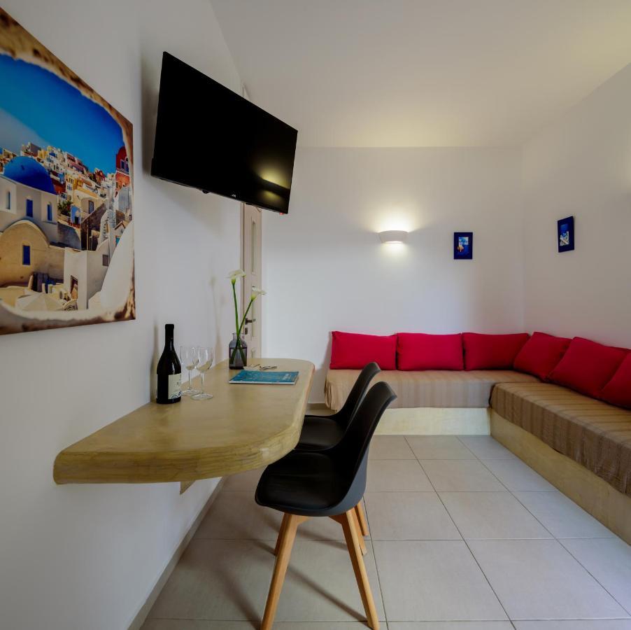 Heart Of Oia - Private House With Jacuzzi Apartment Luaran gambar