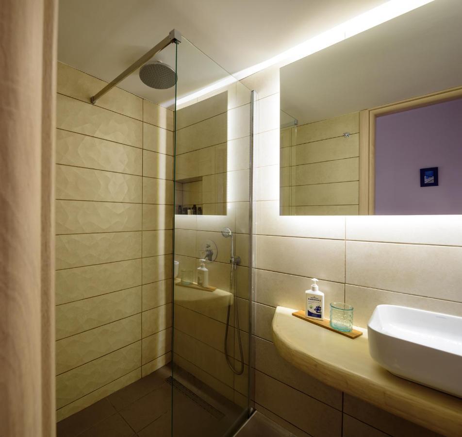 Heart Of Oia - Private House With Jacuzzi Apartment Luaran gambar